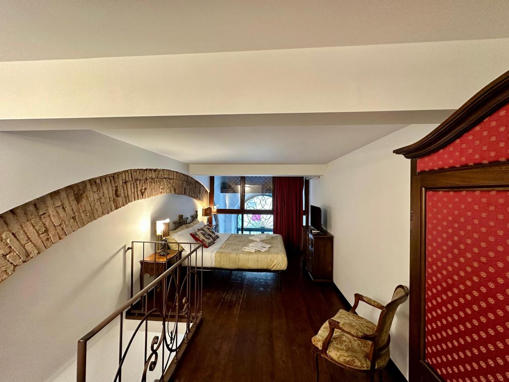 Backy Home Catania Bagian luar foto